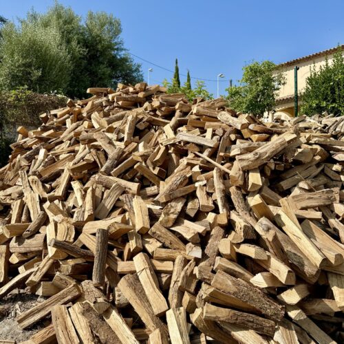 Bois de chauffage 50cm la stère livré dans les Alpes maritimes